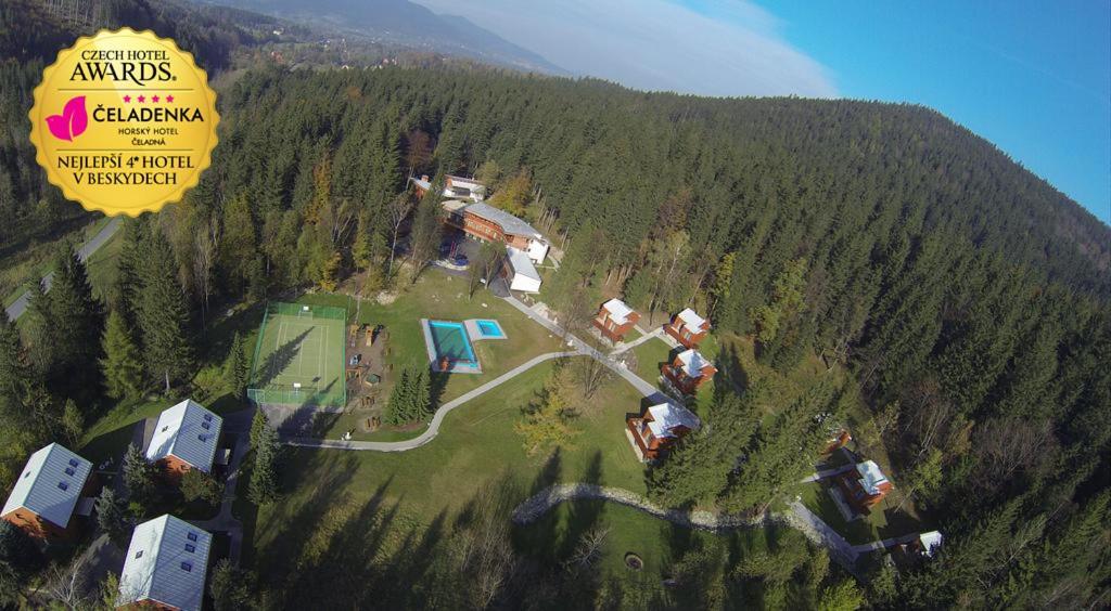 Horsky Hotel Celadenka / Mountain Resort Čeladná Zewnętrze zdjęcie