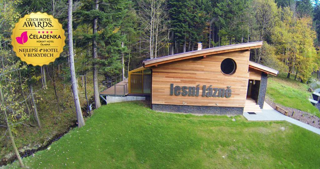 Horsky Hotel Celadenka / Mountain Resort Čeladná Zewnętrze zdjęcie
