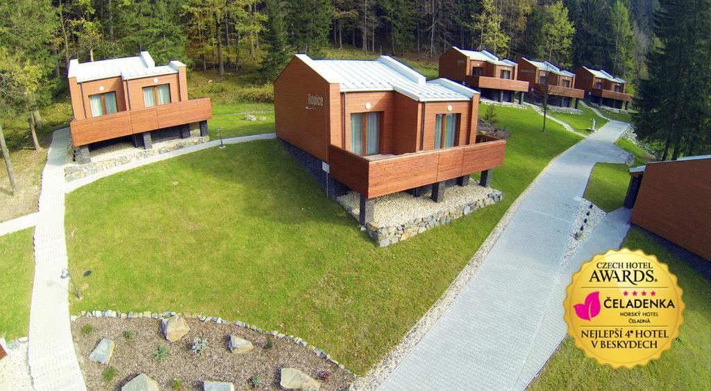 Horsky Hotel Celadenka / Mountain Resort Čeladná Zewnętrze zdjęcie